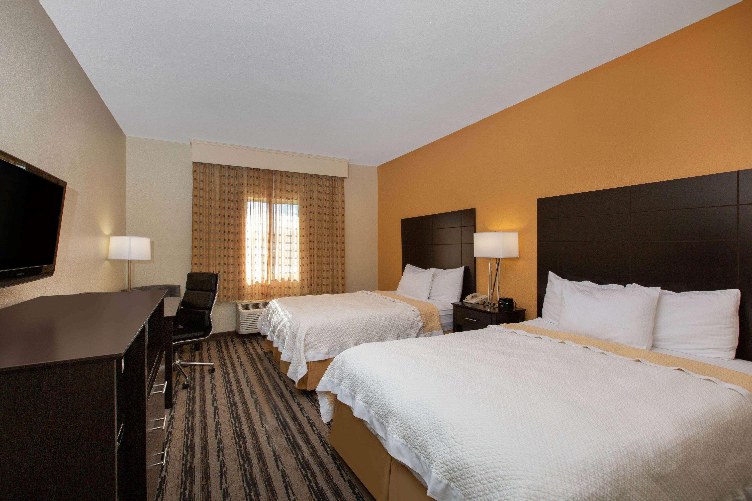 La Quinta Inn By Wyndham Lincoln Exterior foto